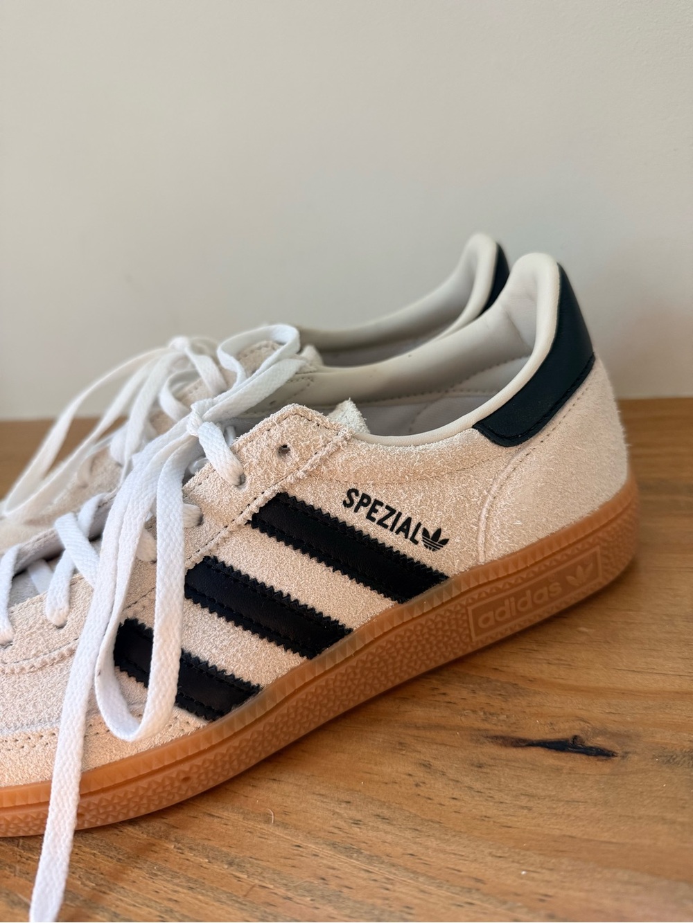 ADIDAS SPEZIAL - Size 7 - EUC - Picture 3 of 7
